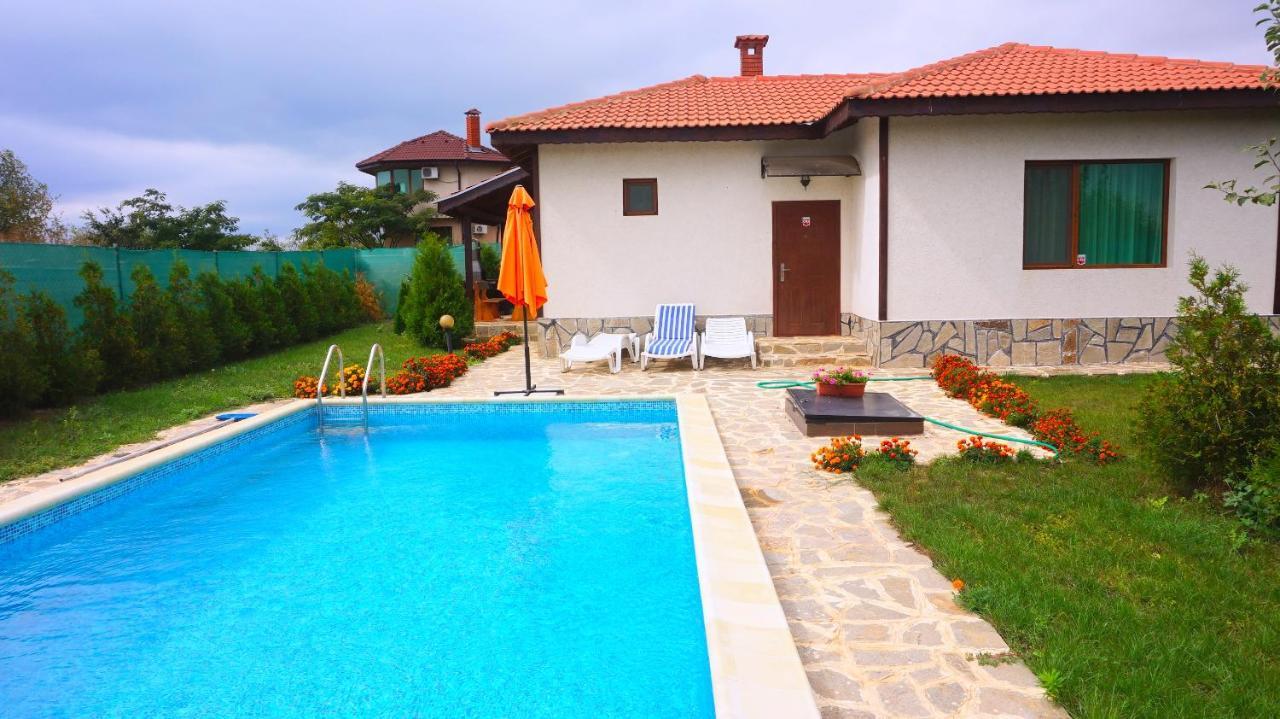 Вила Едем - Villa Edem - Beach Bolata Area Bŭlgarevo Exteriör bild