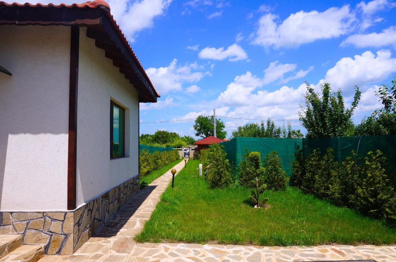 Вила Едем - Villa Edem - Beach Bolata Area Bŭlgarevo Exteriör bild